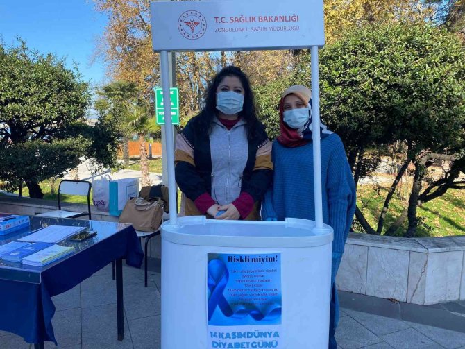 Dünya Diyabet Günü Etkinlikleri Kapsamında Ücretsiz Kan Şekeri Ölçtüler