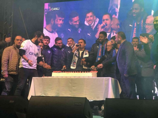 Kasımpaşa Spor Kulübü’nün 100. Yılı Coşkuyla Kutlandı