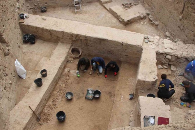 Aççana Höyük’te Kazılar 20 Yıldır Sürüyor