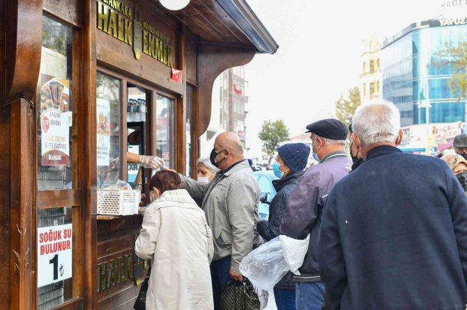Ankara’ya Nostaljik Ahşap Büfe