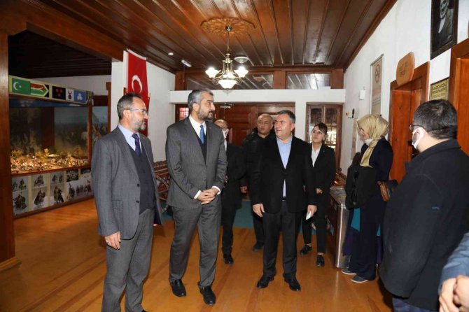 Özbekistanlı Akademisyenler Çubuk’ta İncelemelerde Bulundu