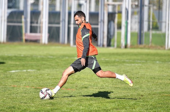 Bursaspor’da Galatasaray Maçı Hazırlıkları Tamamlandı