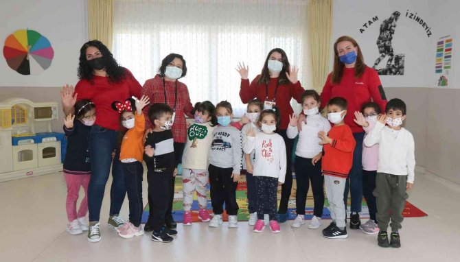 Miniklerden Eğlenceli Atölye Çalışması