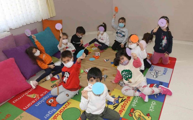 Miniklerden Eğlenceli Atölye Çalışması