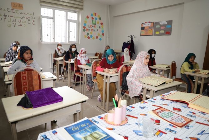 Cizre Kaymakamı Çatom Kursiyerleri İle Bir Araya Geldi