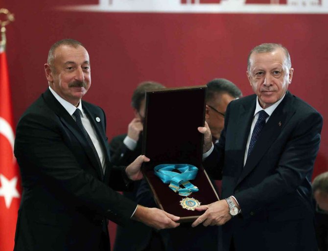 Cumhurbaşkanı Erdoğan: “Hem Ticaretimizi Hem Karşılıklı Yatırımlarımızı Süratle Arttırmalıyız”