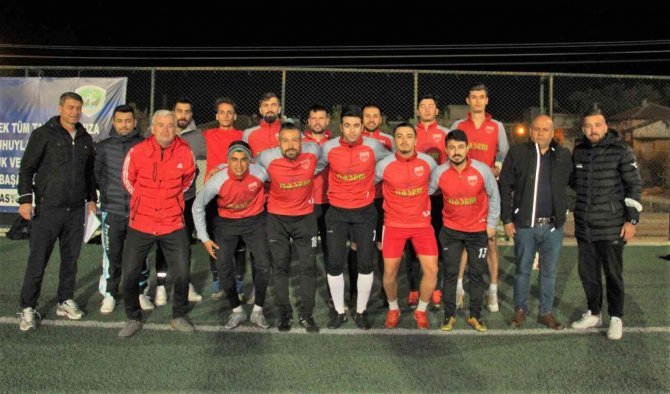 O Futbolcu Takımdan Kovuldu
