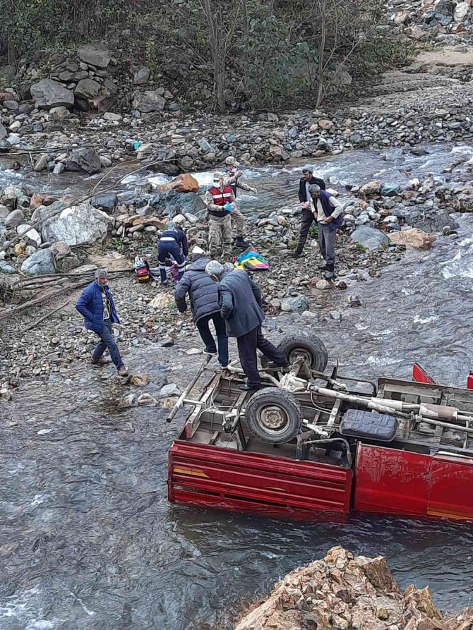Giresun’da Trafik Kazası: 1 Ölü, 1 Yaralı