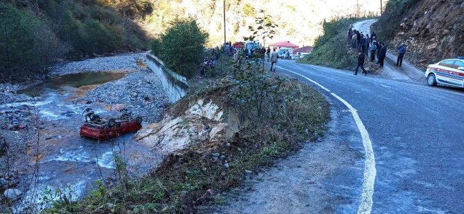 Giresun’da Trafik Kazası: 1 Ölü, 1 Yaralı