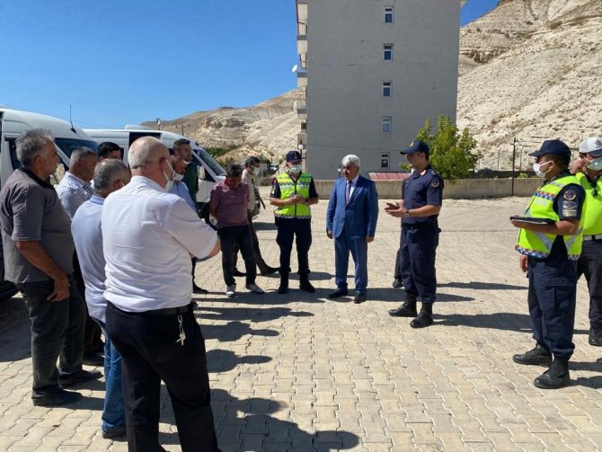 Jandarma’dan Servis Sürücülerine Bilgilendirme