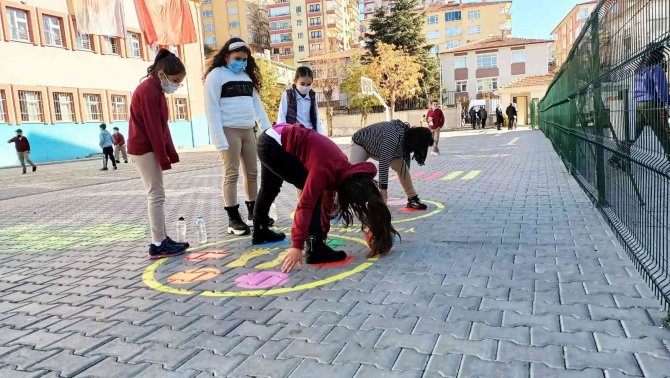 Keçiören’de Okullar Hayat Oluyor