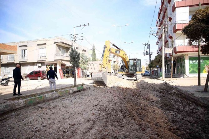 Kızıltepe’nin Modern Yollara Kavuşması İçin Çalışmalar Hızla Devam Ediyor