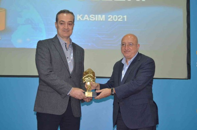 Mıp Üst Üste 11’inci Kez Yılın Liman İ̇şletmecisi Ödülünün Sahibi Oldu