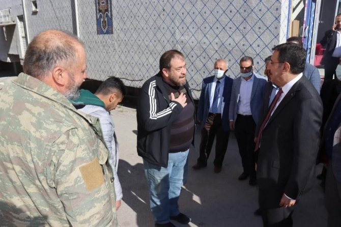 Milletvekili Tüfenkci Eskimalatya’da Esnafla Bir Araya Geldi