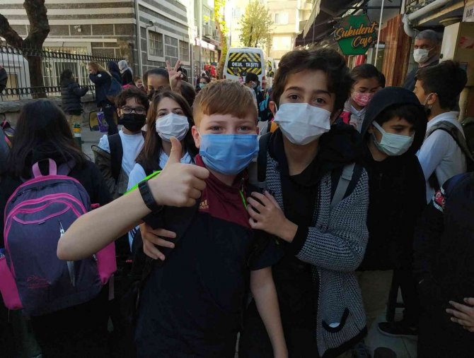 Milyonlarca Öğrencinin Ara Tatil Sevinci