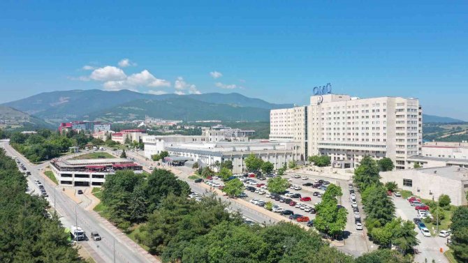 Omü Tıp Fakültesi Öğrencisinden Tübi̇tak Başarısı