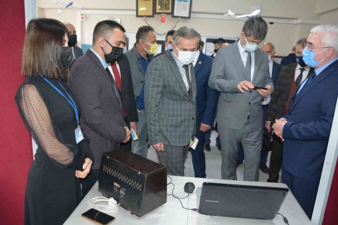 22 Tübi̇tak Projesi Görücüye Çıktı