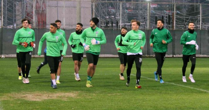 Gzt Giresunspor Futbolcusu Erol Can Akdağ: "Yeni Malatyaspor Maçını Kazanarak Çıkış Yakalamak İstiyoruz"