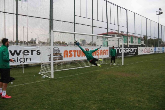 Sivas Belediyespor, İ̇negöl Maçına Hazır