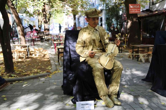 Tunceli’nin Değerleri Canlı Heykel Performansıyla Yaşatılıyor