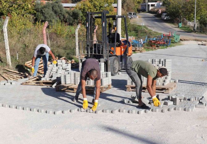 Turgutlu Belediyesi Asfalt Çalışmalarına Devam Ediyor
