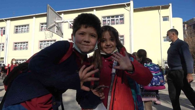 Okullarda Ara Tatil Heyecanı Başladı