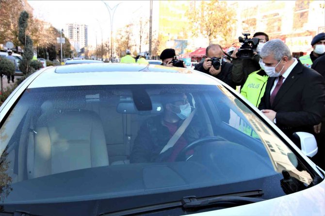 Vali Akın’dan Sürücülere Bilgilendirme