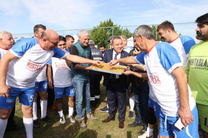 Muhtarlar Futbol Turnuvası Başladı
