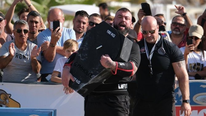 Antalya’da Strongman Mücadelesi Nefesleri Kesti