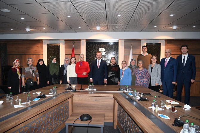 Balıkesir Büyükşehir Kadın Kooperatiflerini Destekliyor