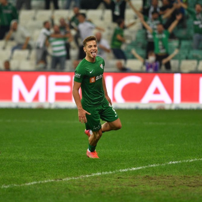 Bursaspor, Batuhan Kör’ün Milli Takım’dan Affını İsteyecek