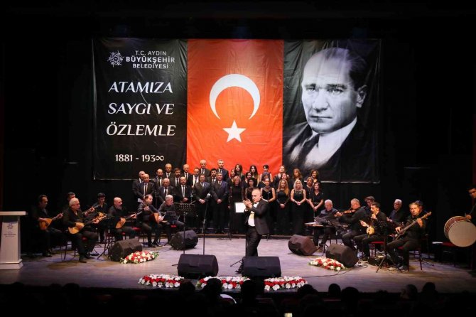 Büyükşehirin Türk Halk Müziği Korosu Atatürk’ü Türkülerle Andı