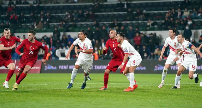 Dünya Kupası Avrupa Elemeleri: Türkiye: 3 - Cebelitarık: 0 (İ̇lk Yarı)