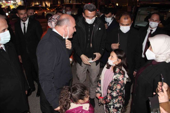 İ̇çişleri Bakanı Süleyman Soylu: "Bu Ülkeyi Eski Türkiye’ye Döndürmek İsteyenler, Bir Parmak Sallayıp, Amerika’dan Avrupa’dan, ’Size Haddinizi Bildiririz’ Deyip, Sınırımızın Ötesine Hafif Bir Adım Attığımızda Şartelimizi İnd