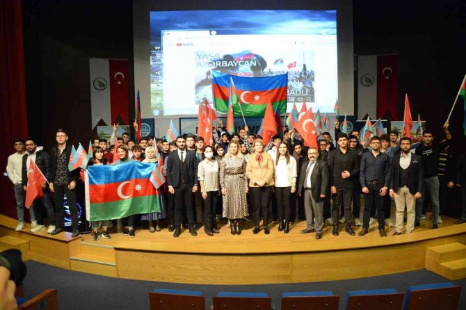 Düzce Üniversitesi’nde Azerbaycan Zafer Günü Kutlandı