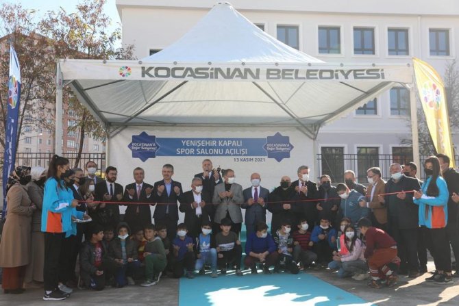 Yenişehir Spor Salonu Açıldı
