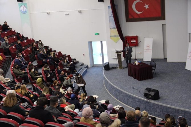 Kütahya’da ’Tip 1 Diyabetli Öğrencilerin Bakımı, İ̇nsülün/glukagon’ Uygulaması Eğitimi