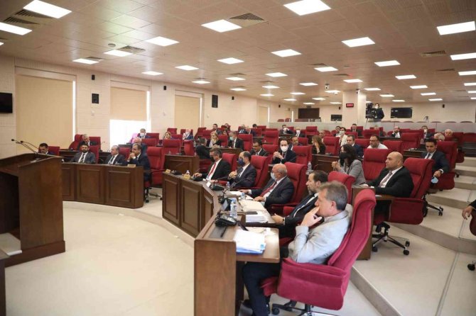 Kktc’de Ubp-dp Koalisyon Hükümeti Güvenoyu Aldı