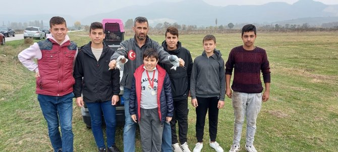 Mustafakemalpaşa’da Güvercin Uçuş Festivali