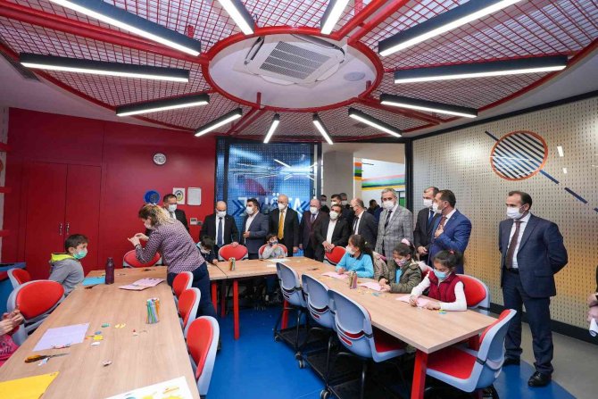 Samsun Protokolü Şehitkamil Belediyesinin Projelerini İnceledi