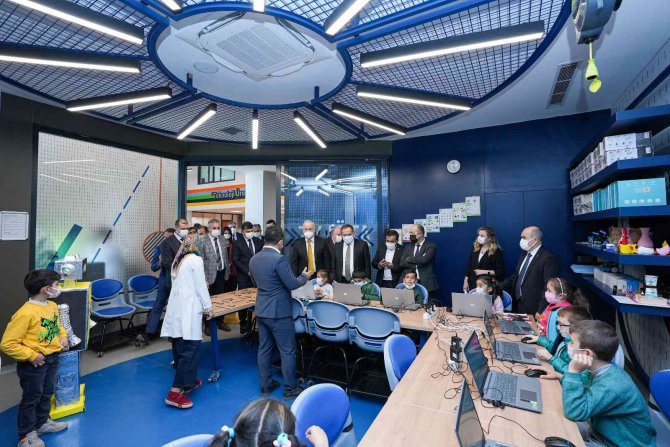 Samsun Protokolü Şehitkamil Belediyesinin Projelerini İnceledi