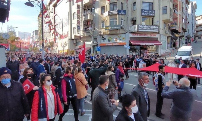 Tekirdağ’ın Kurtuluşunun 99’uncu Yıldönümünde Dev Kortej Yürüyüşü Düzenlendi