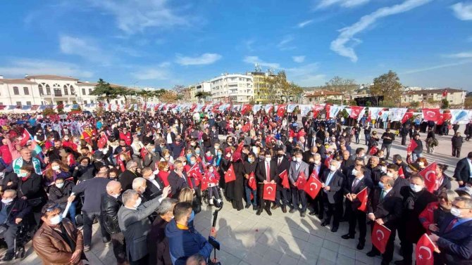Tekirdağ’ın Kurtuluşunun 99’uncu Yıldönümünde Dev Kortej Yürüyüşü Düzenlendi
