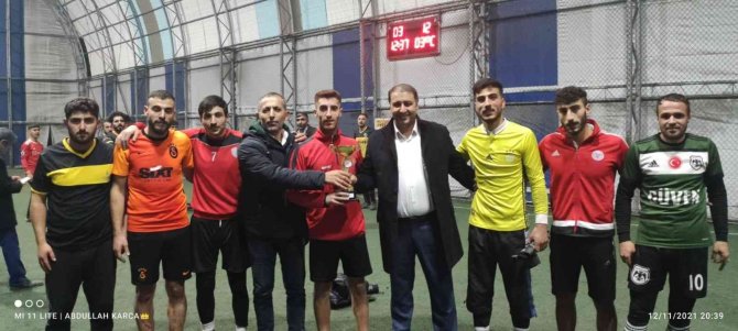 Bahçesaray’da Futbol Turnuvası