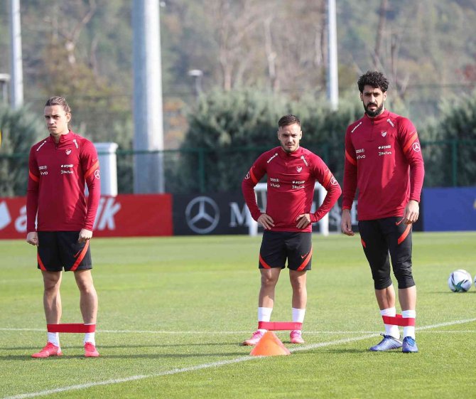 A Milliler, Karadağ Yolculuğu Öncesi Riva’da Çalıştı