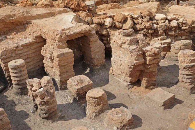 Antik Hamamdaki Kalorifer Sistemi Gün Yüzüne Çıktı
