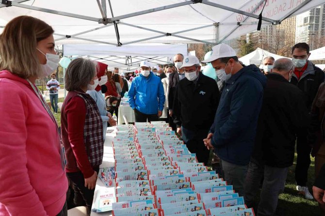 Ankara İ̇l Sağlık Müdürü Akelma: "Ankara’nın Aşılanma Oranı Şu Anda Tek Dozda Yüzde 90, İki Dozda Da Yüzde 78"