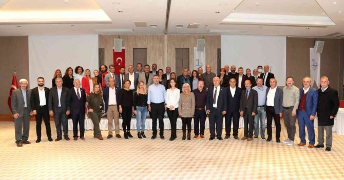 Başkan Sandal, Muhtarlarla 7 Saat Görüştü