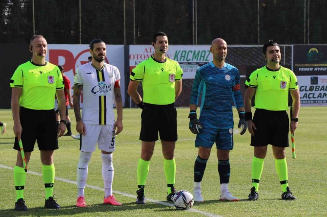 Tff 3. Lig: Belediye Derincespor: 0 - Karbel Karaköprü Belediyespor: 0