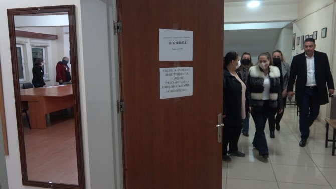 Bulgaristan Seçimleri İçin Oy Verme İşlemi Başladı